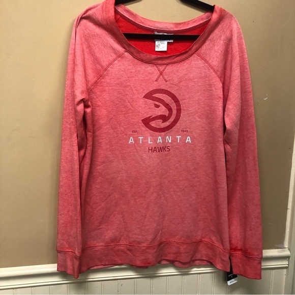 Atlanta Hawks NBA Womens Red Sweatshirt NWT - Picture 1 of 5